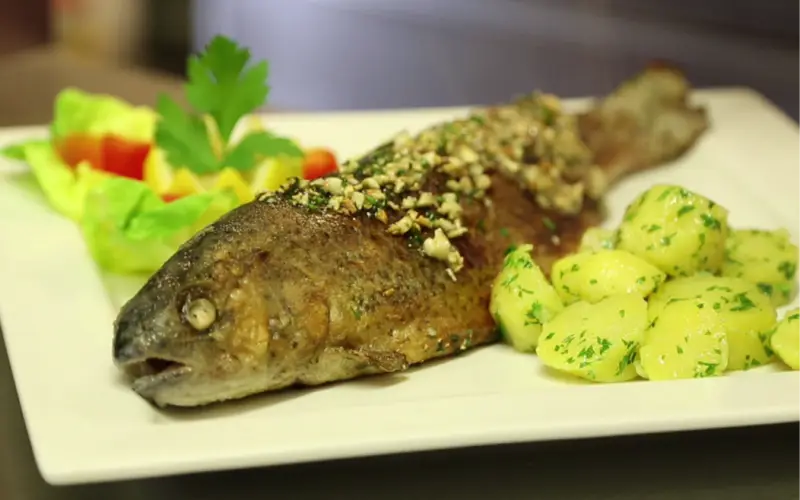 Forelle nach Art des Hauses